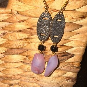 Vintage filigree pink agate teardrop dangle earrings